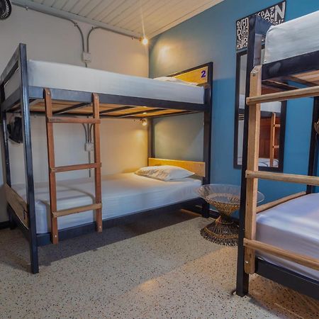 Tambo Hostel Летісія Екстер'єр фото