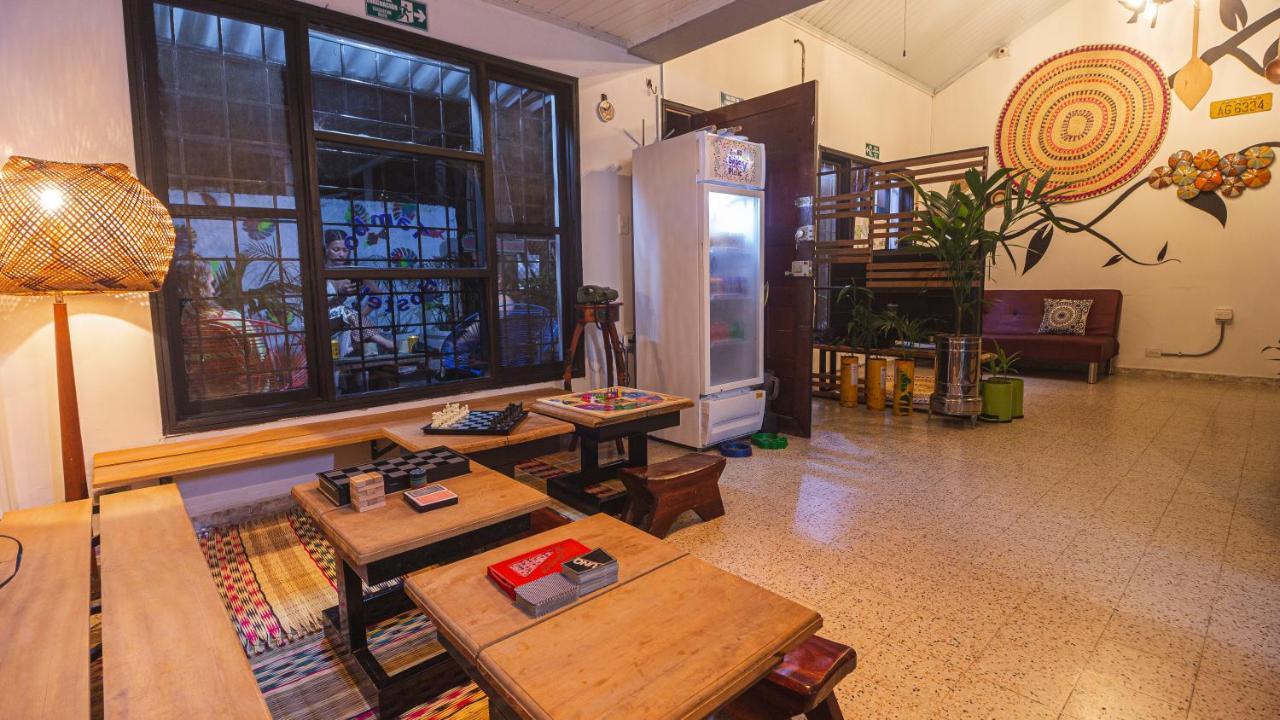 Tambo Hostel Летісія Екстер'єр фото